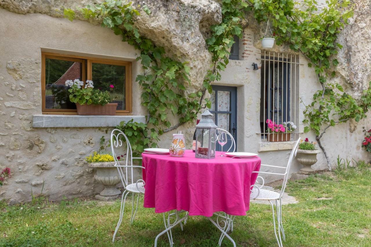 Gîte De La Rochère Noizay Esterno foto